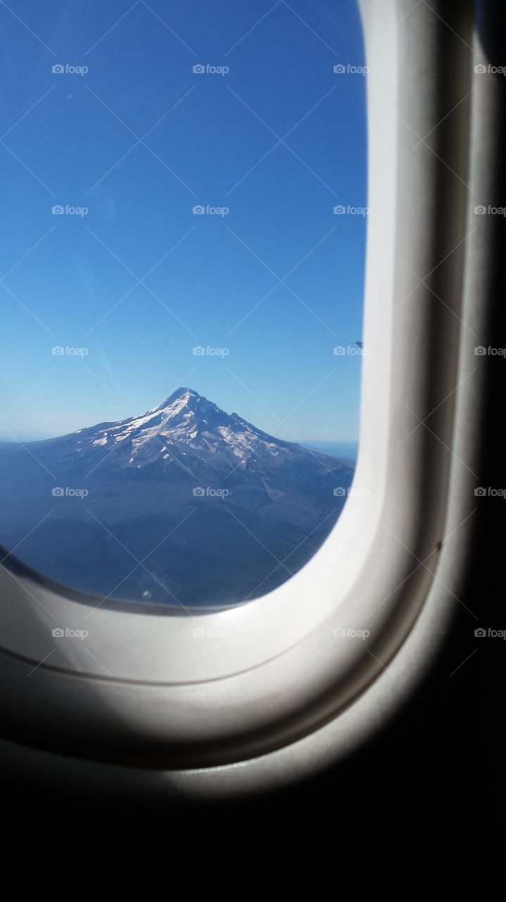 just flying by. Flying into Portland Oregon for the first time becomes a magical experience of Mt. Hood