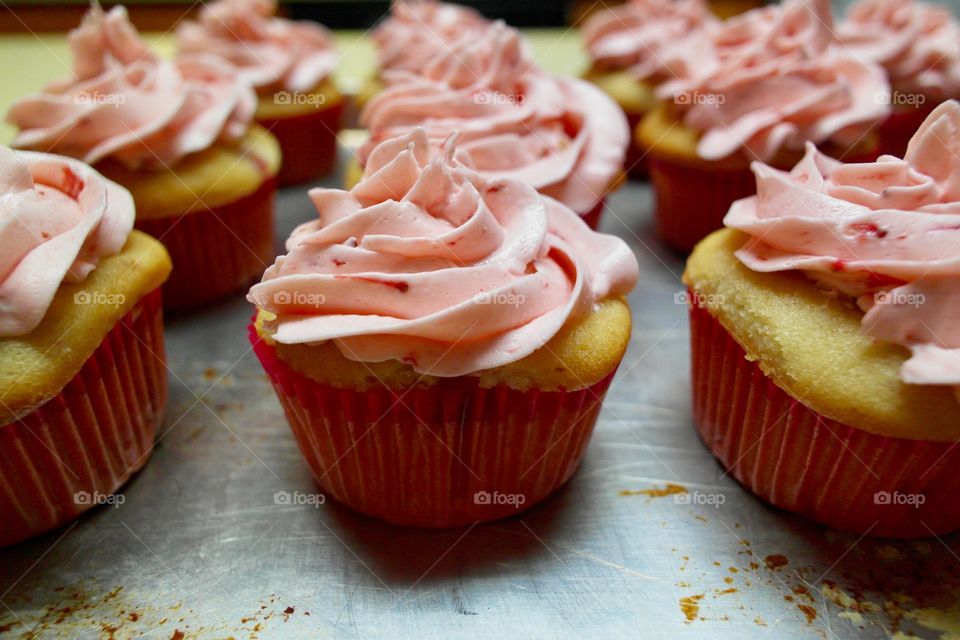 Delicious strawberry cupcakes