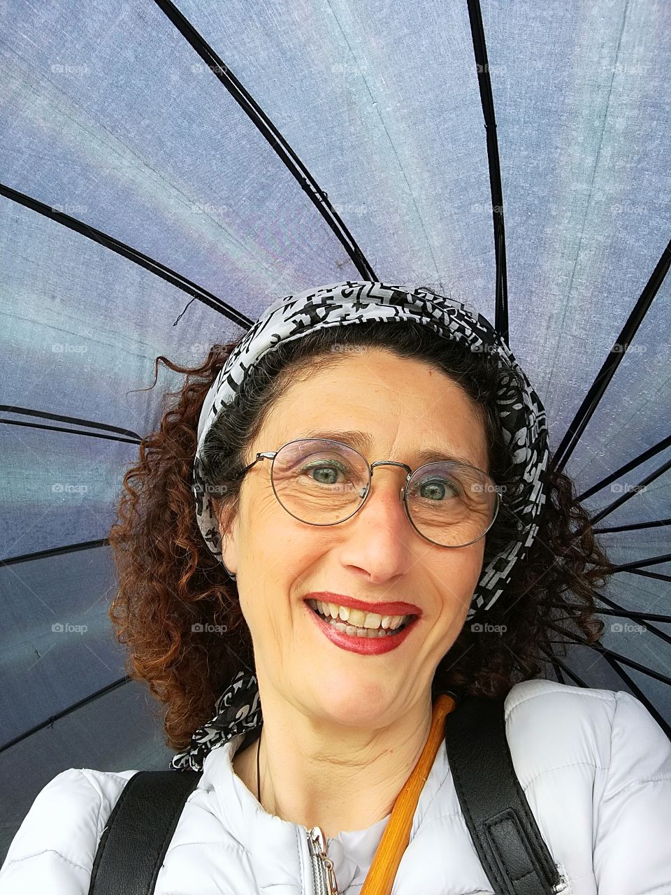 It's starting to rain