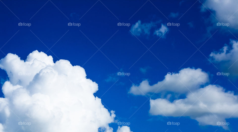 Blue sky and white clouds 