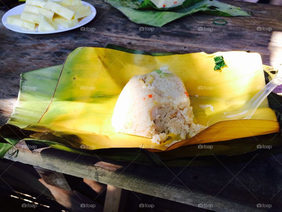 Meal in a leaf