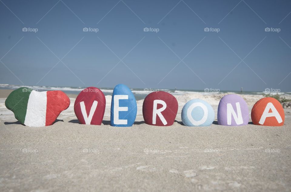 Verona, souvenir on colourful stones