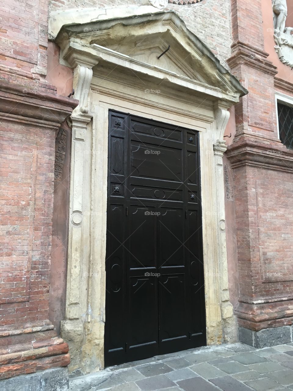 Church door, Piazza delle Erbe, Padova