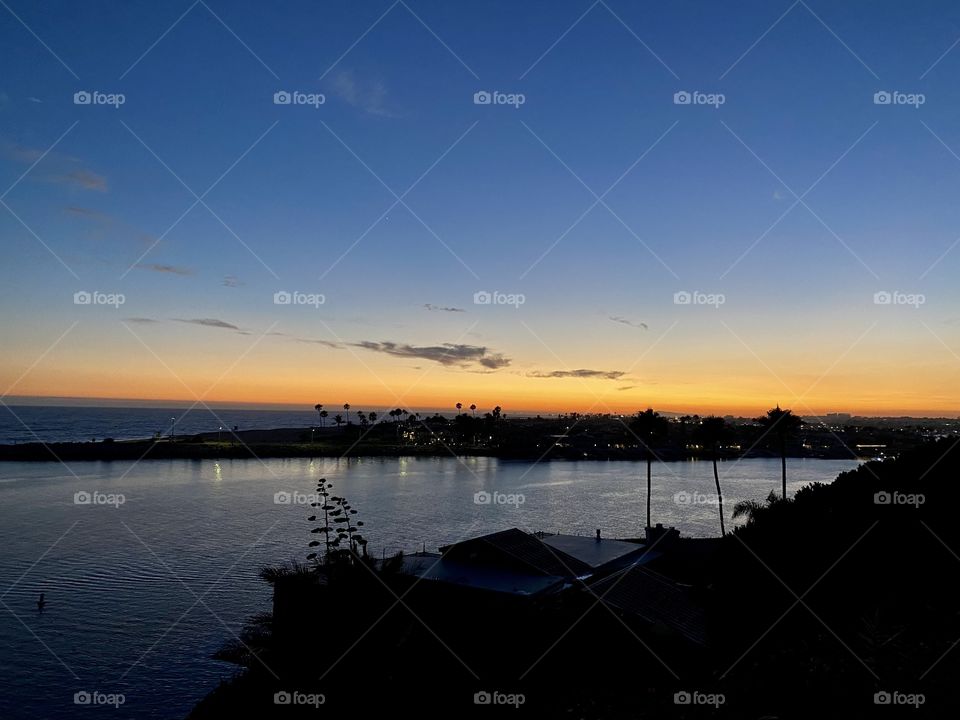 Sunset from the Lookout Point in Corona del Mar looking over the Pacific Ocean