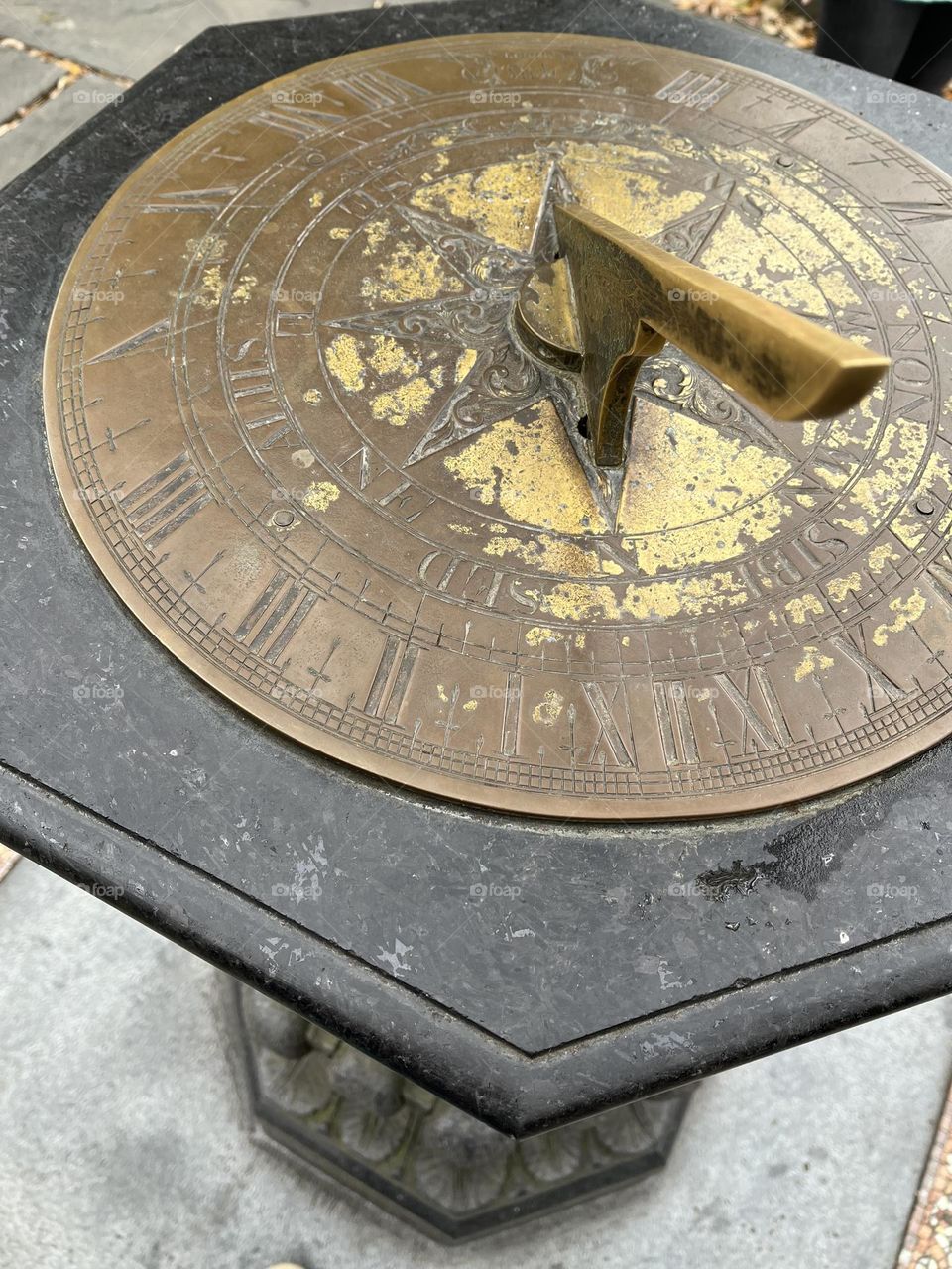 Sun dial