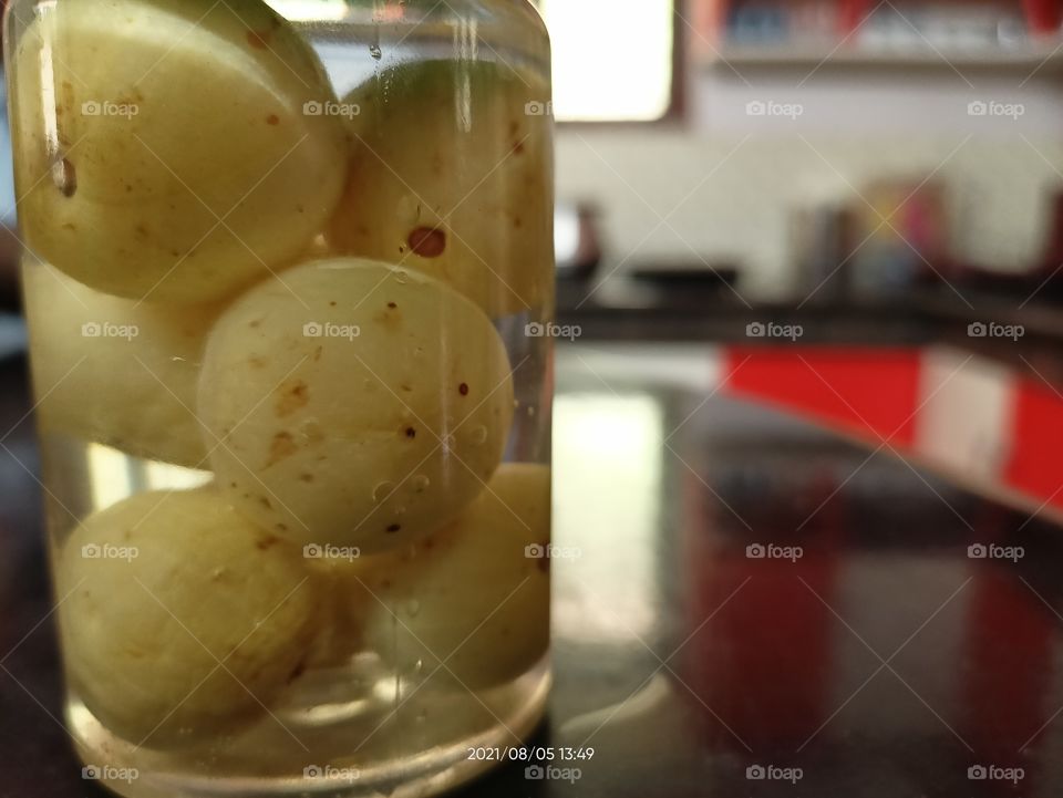 Pickled gooseberries