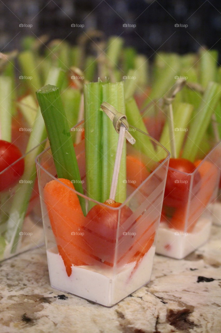 vegetables with dip