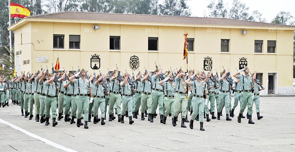 legionarios del 2 Tercio desfilando en el cuartel de García Aldave en Ceuta, en un sábado legionario del 2014.