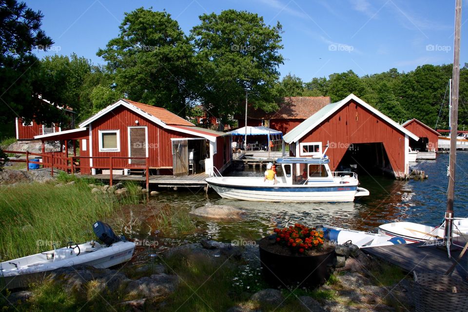 Boat house
