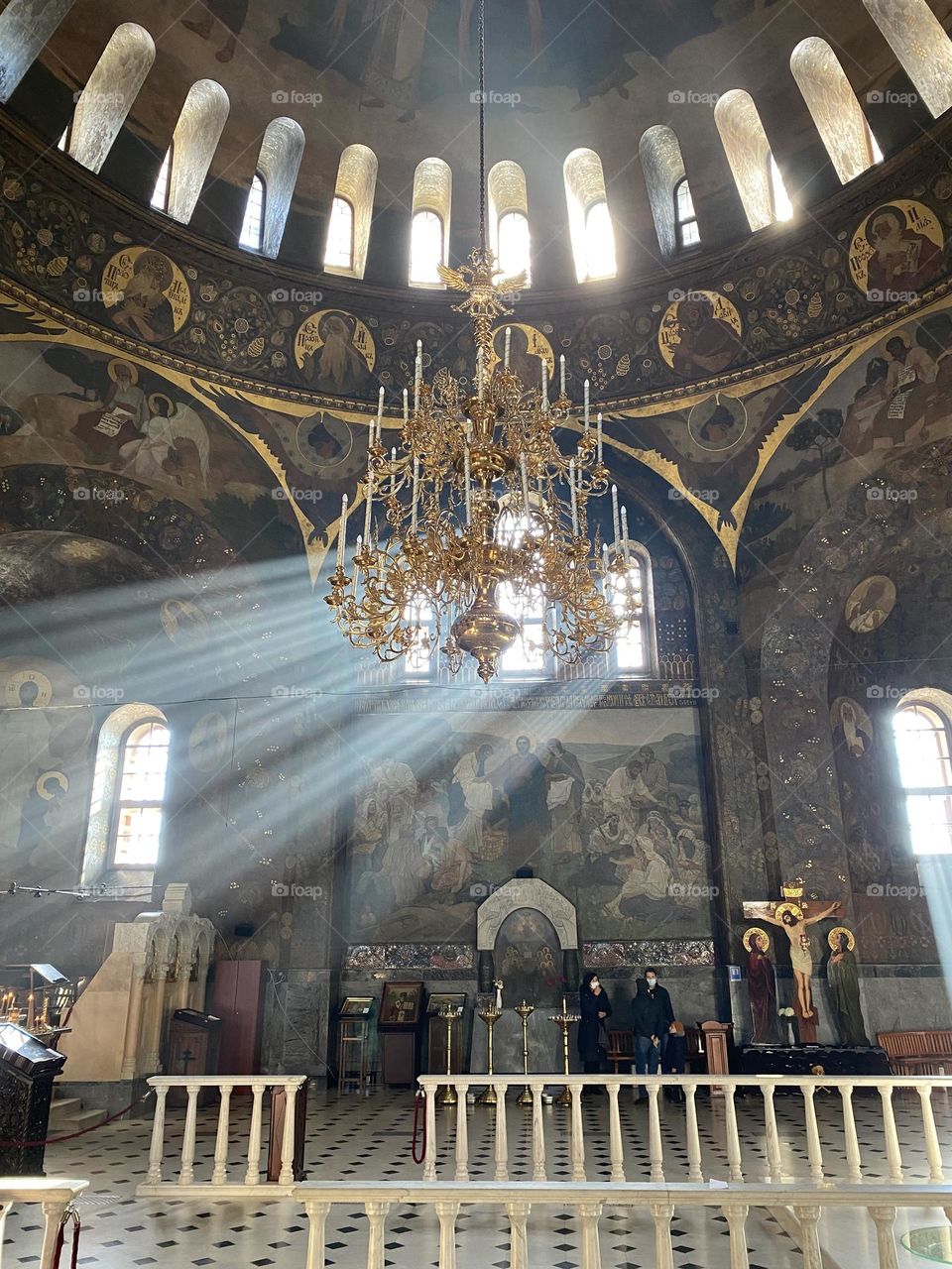 Sunshine through the window 