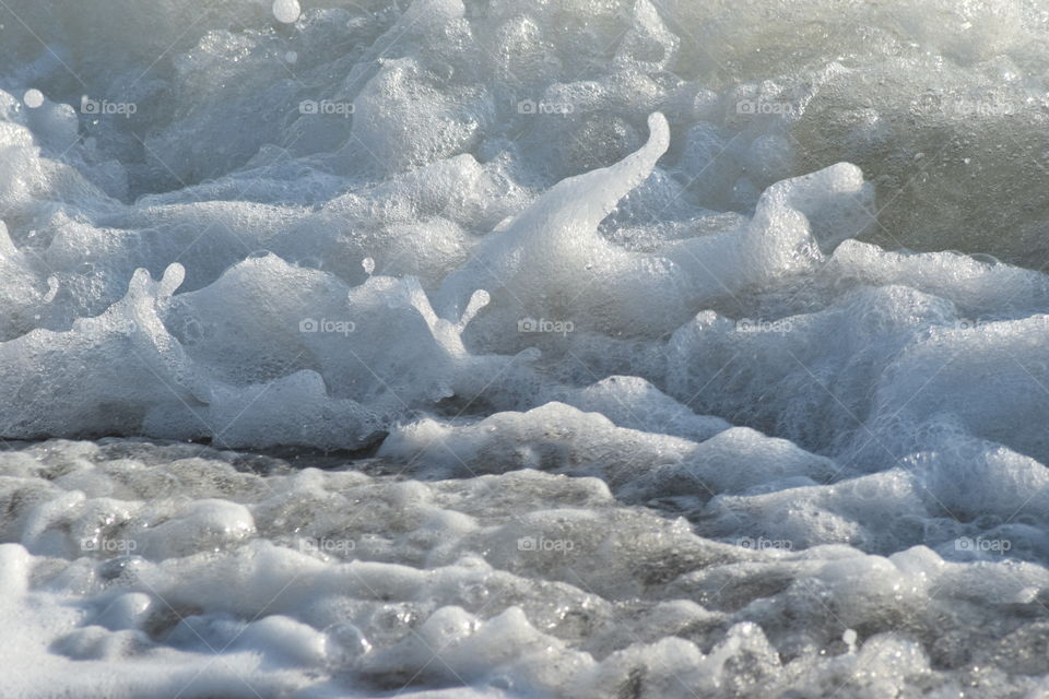 Because of the wind there was a very nice surf this evening.