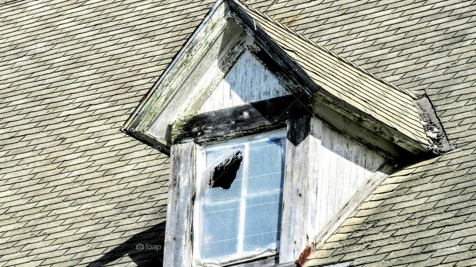Broken window on the Commons