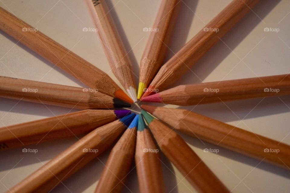 Colored pencils wheel