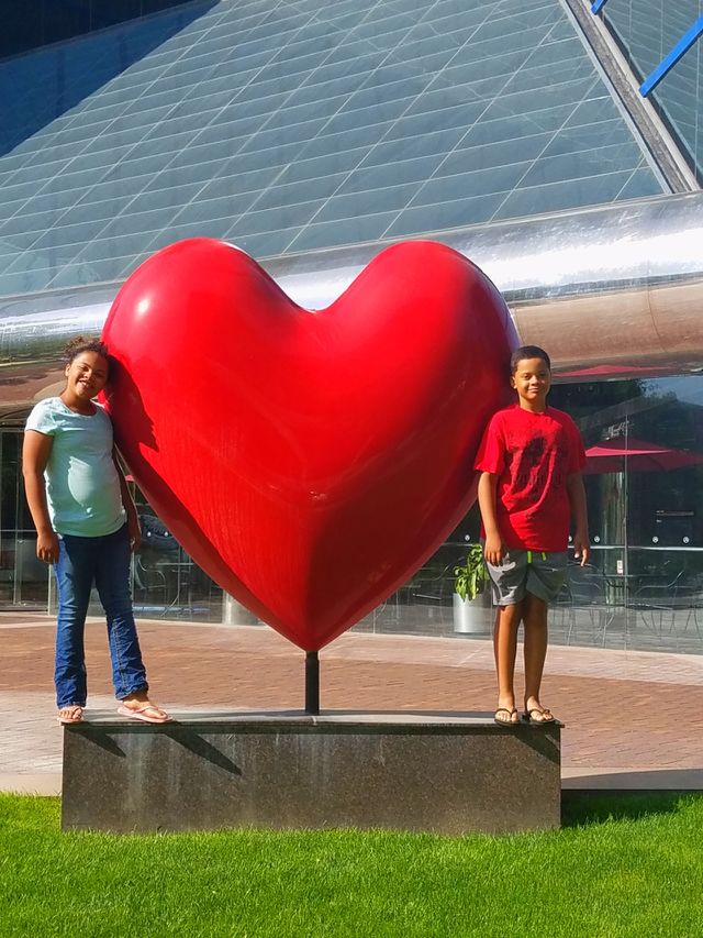 twin love