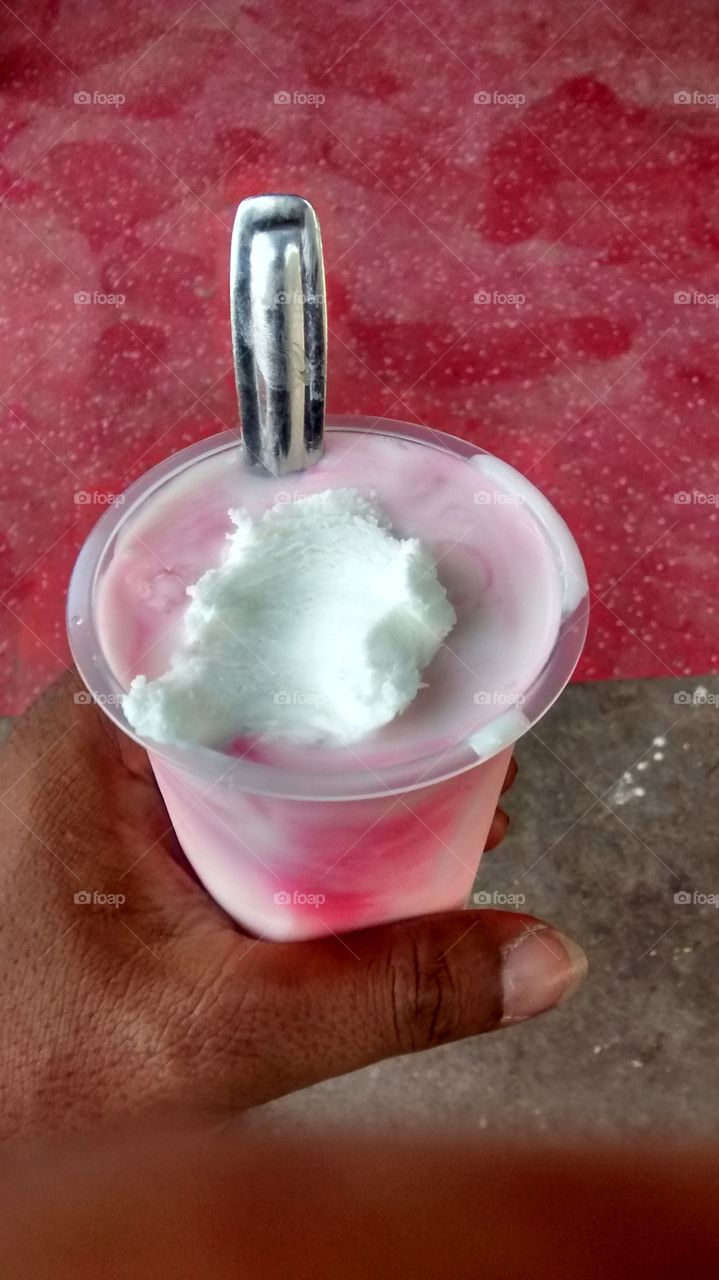 stobbery lassi with cold milk