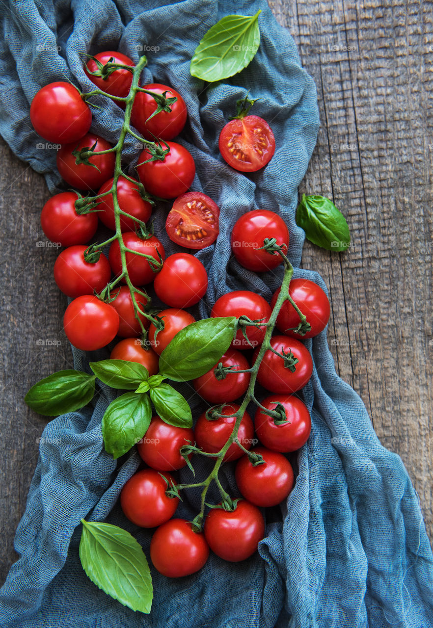 Cherry tomatoes 