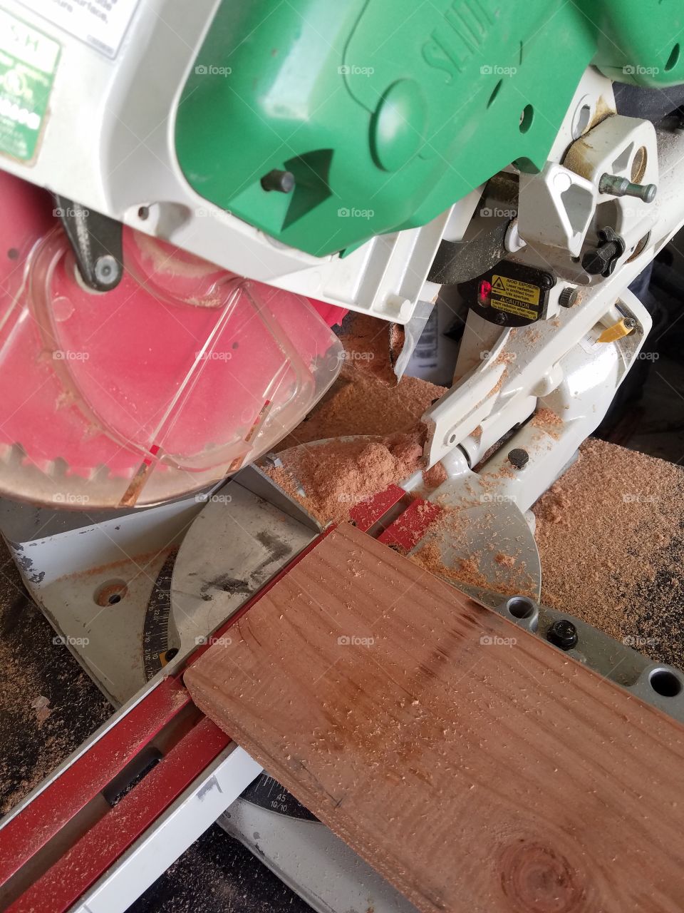 miter saw wood