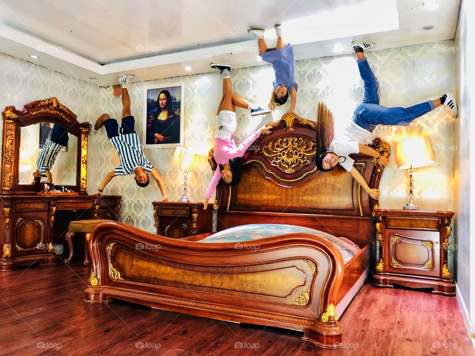 Upside down again! 😅😂 Just wanna have fun!😉