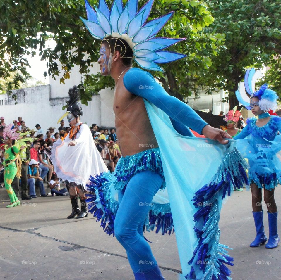 Blue dancers during the Barranquilla's Carnival