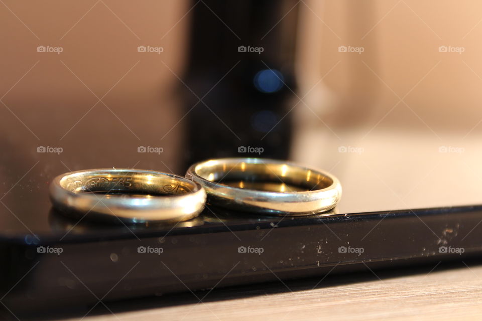 gold wedding rings side by side