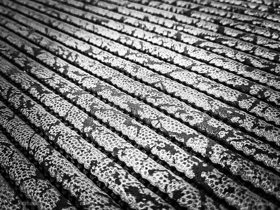 Multiverse: B&W photo of a polyester fiber rug