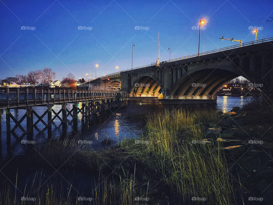 Dusk at the bridge by the riverside 