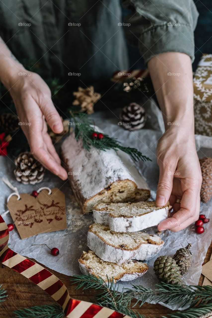 Homemade sweets as a gift.