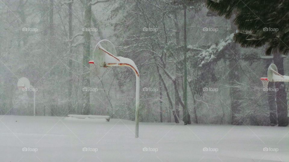 Snow Hoops