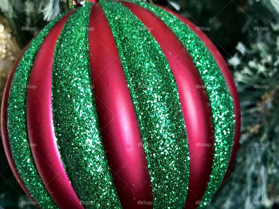 Red and gold glitter ornament