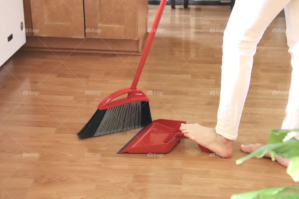 OCedar broom with dustpan