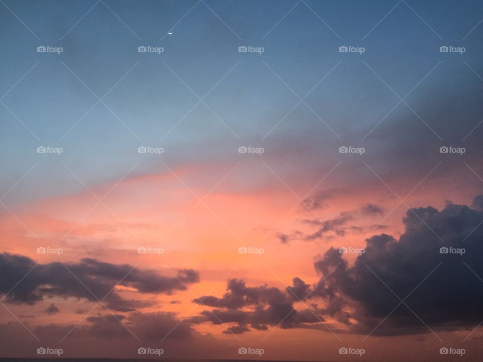 Beautiful sunset and clouds 