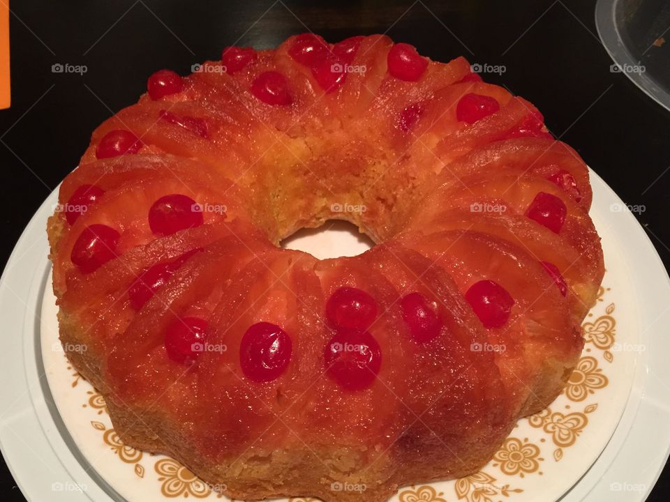 pineapple upside down cake!!!