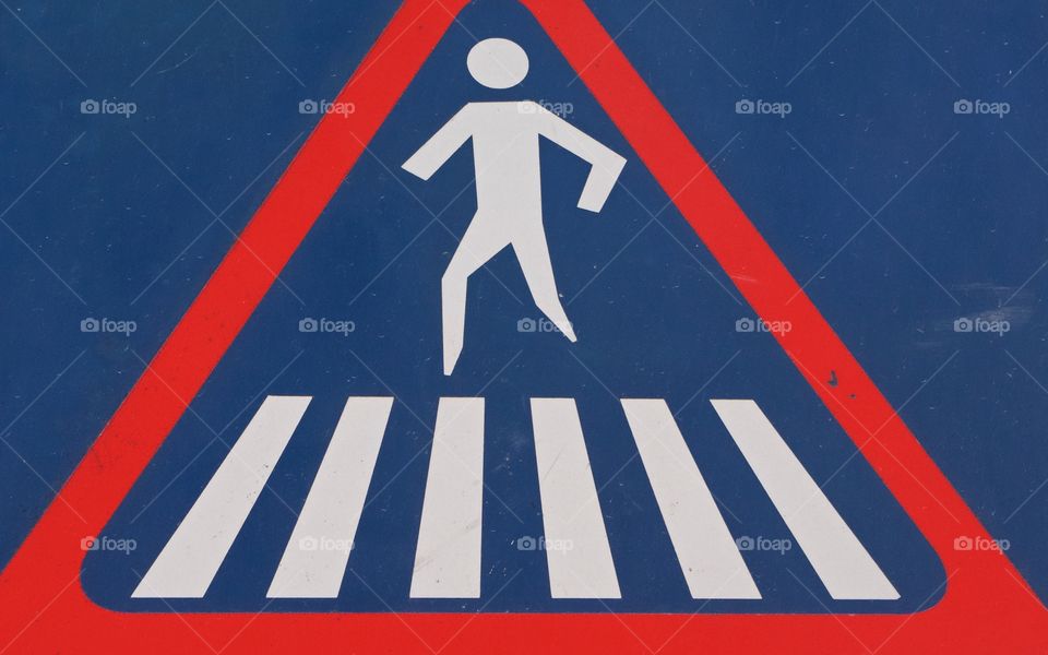 A pedestrian crosswalk sign in San Miguel de Allende, Mexico 
