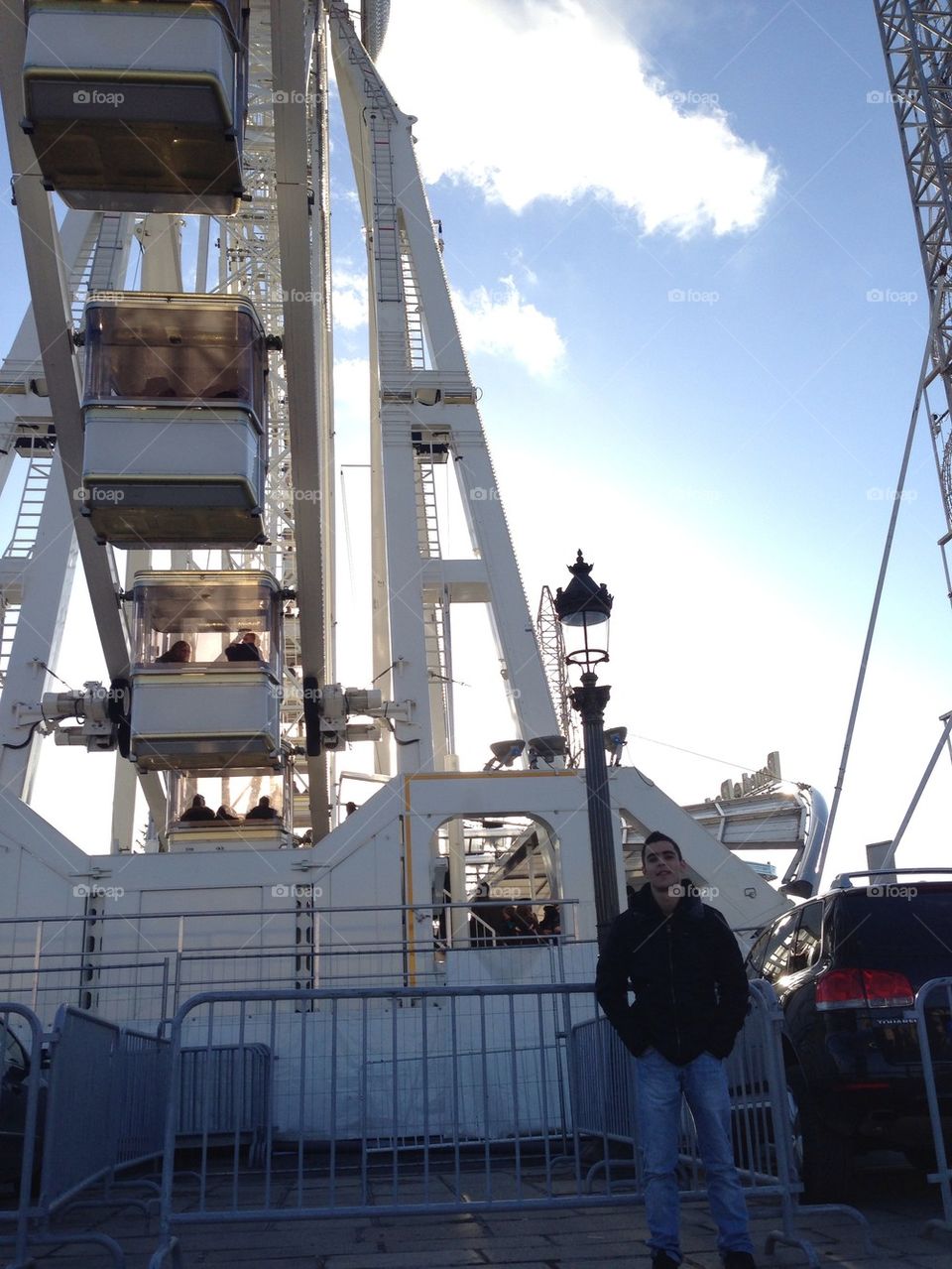 La grande roue de la place de la concorde a Paris