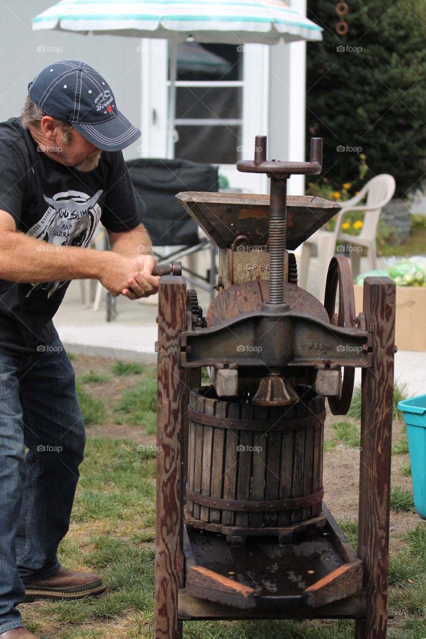 apple cider press