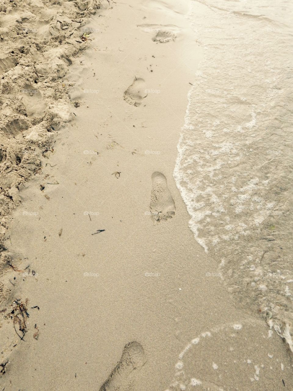 Footsteps in the sand 
