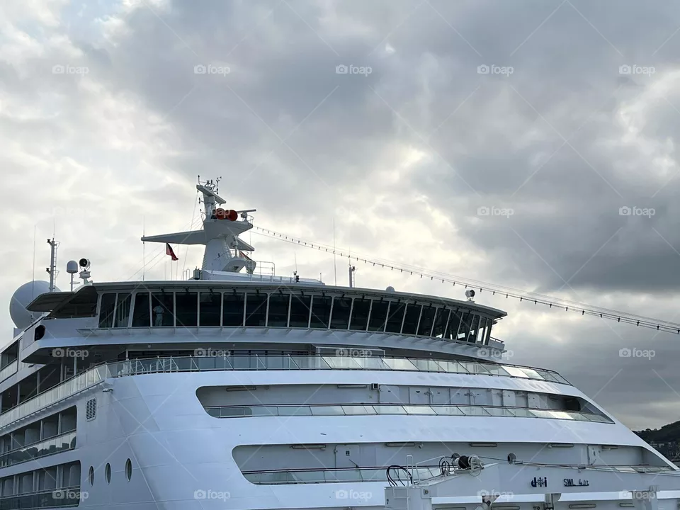 Cruise ship