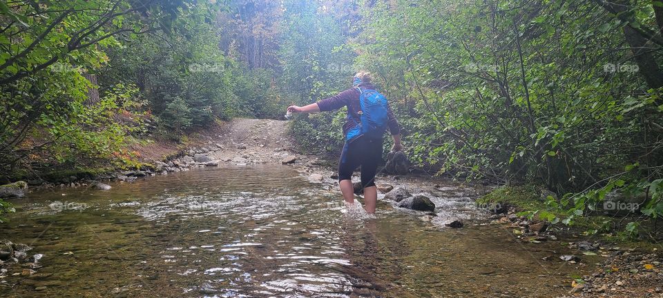 River crossings with bare feet