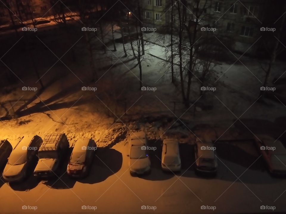 ночь зима снег фонарь автомобили