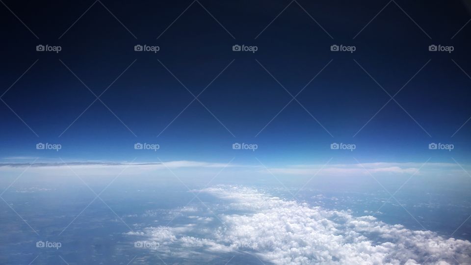 The Curvature of the Planet as Seen by Plane