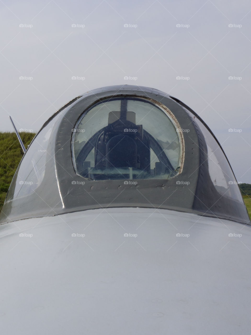 airplana cockpit