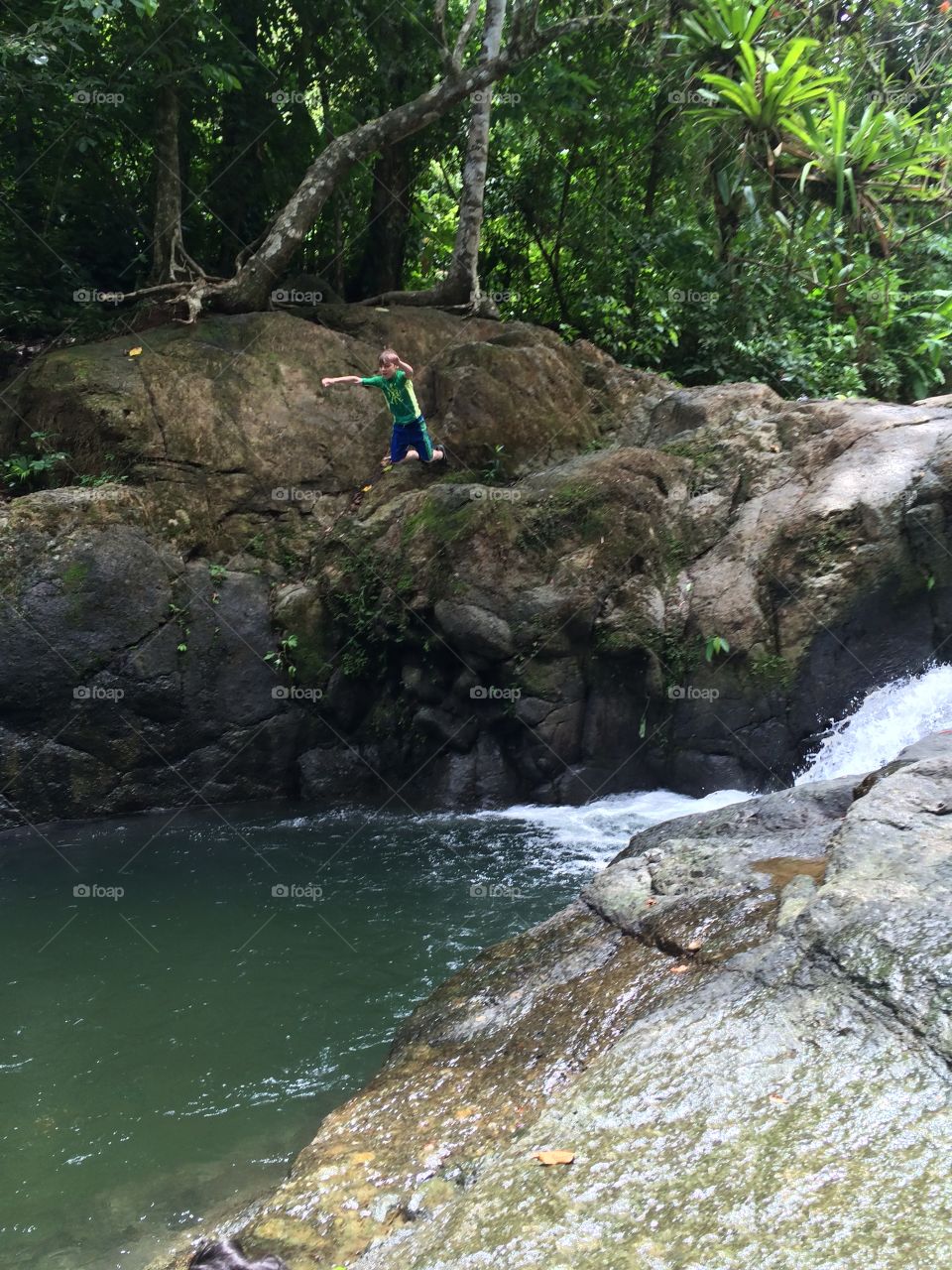 Costa Rica cliff jumping 