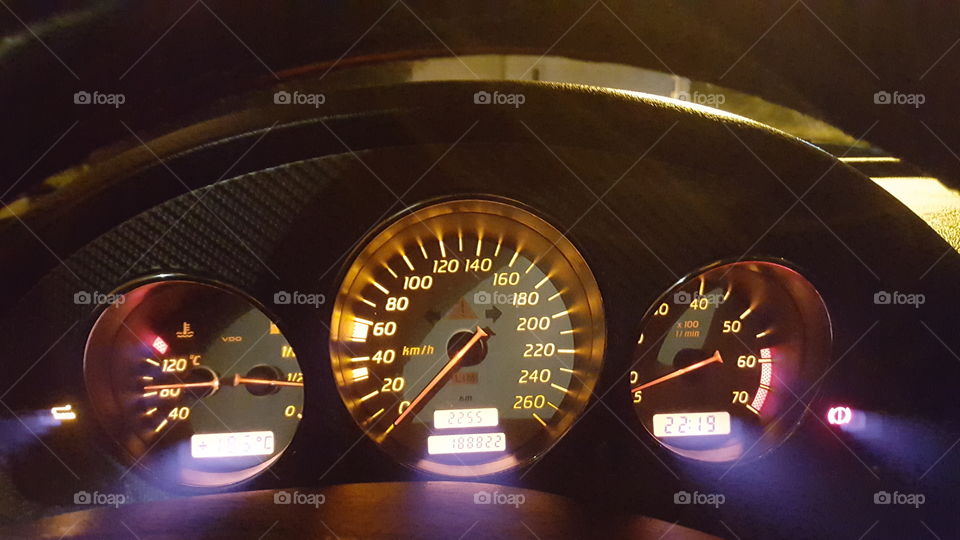 Mercedes SLK 200 R170 dash. Dashboard of a Mercedes SLK 200 Kompressor R170 - night photo