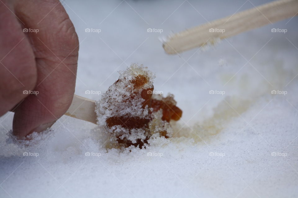 Making Canadian maple syrup candy (taffy)