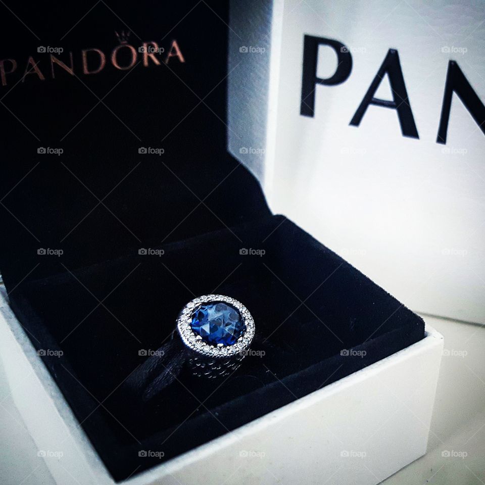 pandora charm ~ blue jewel