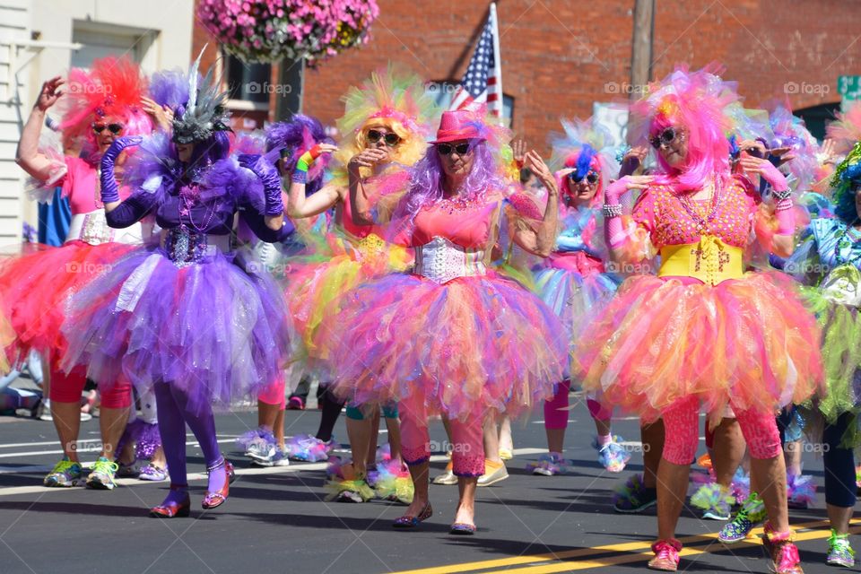 Parade dancers