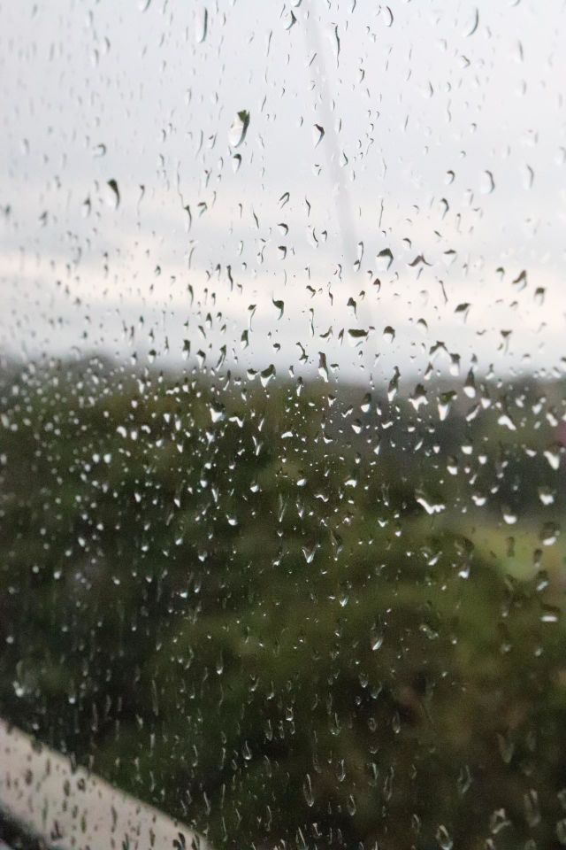 Rainy Day City Vibes