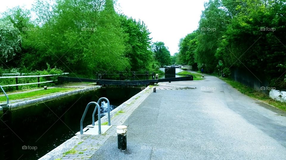 a lock on the grand union canal at hanwell