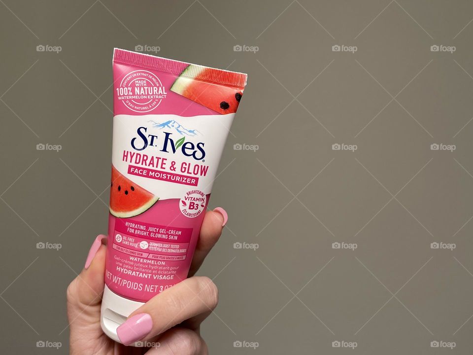 St. Ives face cream watermelon 