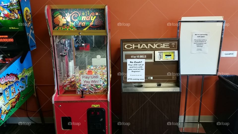 Arcade candy crane and change box
